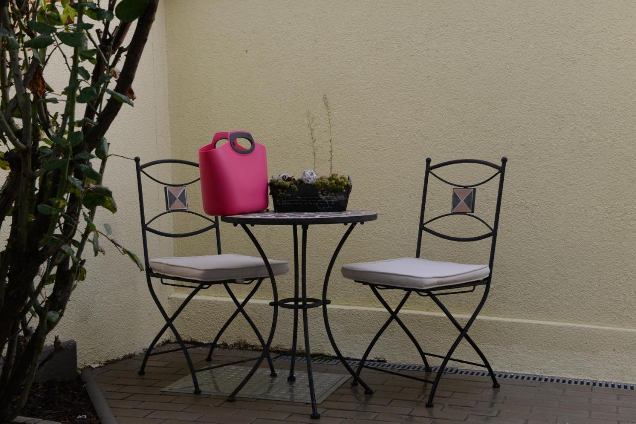 Auszeit Vienna Wellness Apartment Exterior foto